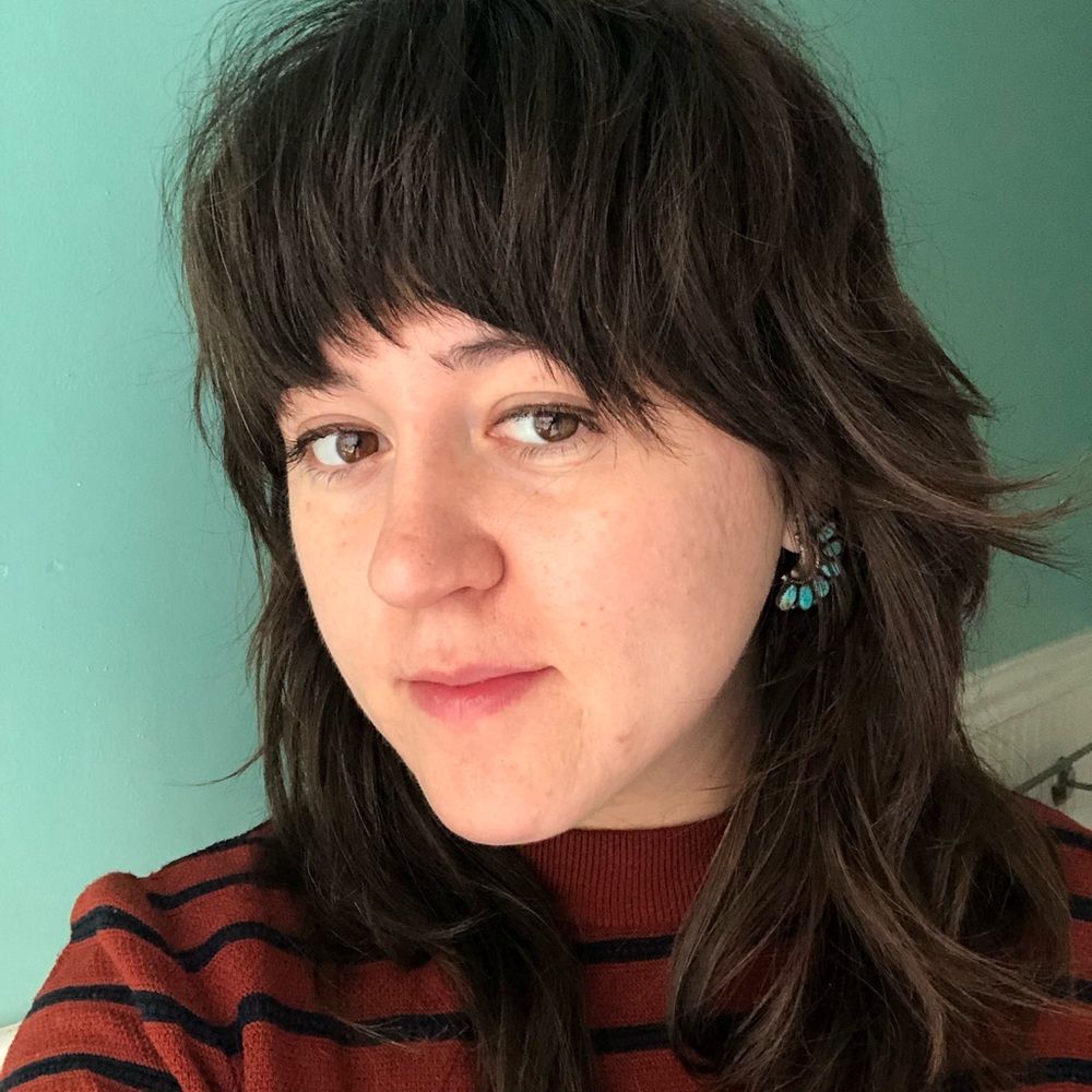Meet your Posher, Olivia